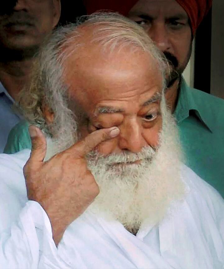 गुजरात और जोधपुर में रेप केस में सजा काट रहे आसाराम ने 6 महीने की स्थायी जमानत के लिए आवेदन किया था.