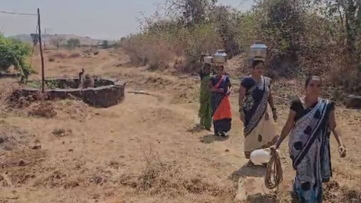 पुणे जिल्ह्यातील खेड तालुक्यातील पडसुल गावात पाणी टंचाईने कहर केला आहे.