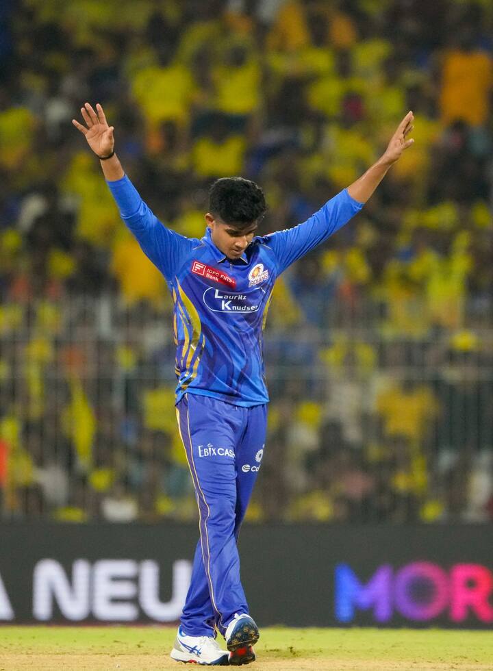 आईपीएल 2025 में विग्नेश पुथुर, विपराज निगम और अनिकेत वर्मा को उनकी टीमों ने बहुत कम पैसे खर्च कर टीम में शामिल किया था. तीनों ही खिलाड़ियों ने अभी तक अपनी-अपनी टीमों के लिए शानदार प्रदर्शन किया है.