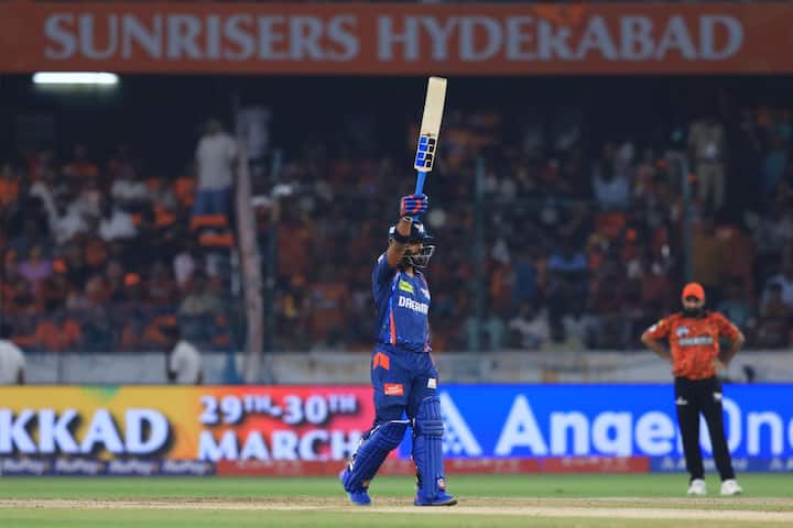 आयपीएलच्या 2025 च्या हंगामात यापूर्वी वेगवान अर्धशतक ट्रेविस हेडच्या नावावर होतं. त्यानं 21 बॉलमध्ये अर्धशतक केलंहोतं. त्याचा विक्रम पूरन यानं मोडला. मिशेल मार्शनं देखील दिल्ली विरुद्ध 21 बॉल अर्धशतक केलं.