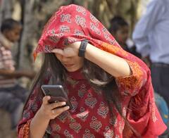 दिल्ली में चलीं तेज हवाएं, अधिकतम तापमान में भी गिरावट, 29 मार्च के लिए IMD का आया अपडेट