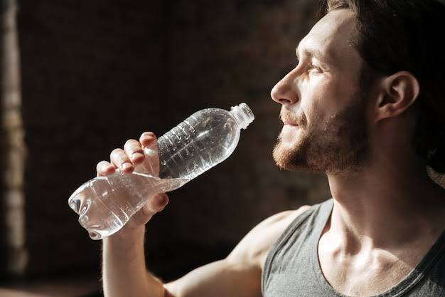  https:= health tips how much water to drink in summer know dehydration side effects