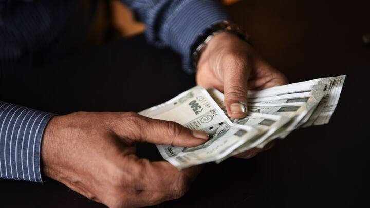 ব্যাস, টাকা বের হওয়ার শব্দ শুনতে পাবেন ATM - এ। সহজেই আপনার হাতে চলে আসবে টাকা।    এই পদ্ধতিটির সুবিধা রয়েছে অনেক। প্রথমত, ATM কার্ড বয়ে বেড়ানোর ঝক্কি নেই। মনে রাখার দরকার নেই এটিএম পিন।