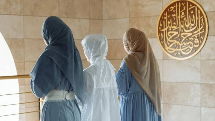 इद्दत एक ऐसी अवधि है जो पति की मृत्यु या तलाक के बाद महिलाओं के लिए निर्धारित की गई है.