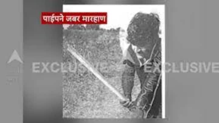 दुसऱ्या व्हिडीओत संतोष देशमुखांना पांढऱ्या रंगाचा पाईप आणि वायरने मारहाण करत संतोष देशमुख यांची पॅन्ट काढली जाताना दिसत आहे.