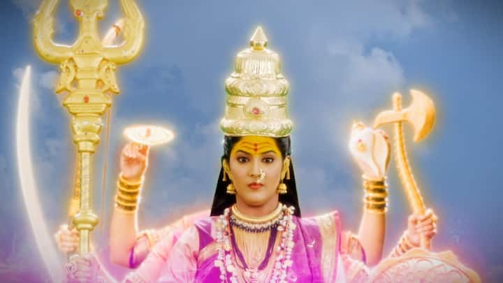 ताम्रासुराचा देवीशी घडणारा सामना त्यातून निर्माण होणारे नाट्य आवर्जून अनुभवण्यासारखं आहे.