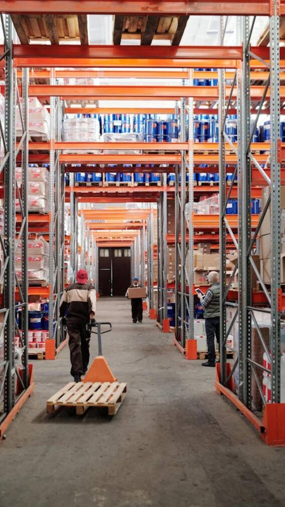 दुबई से क्या-क्या चीजें मंगाता है भारत?