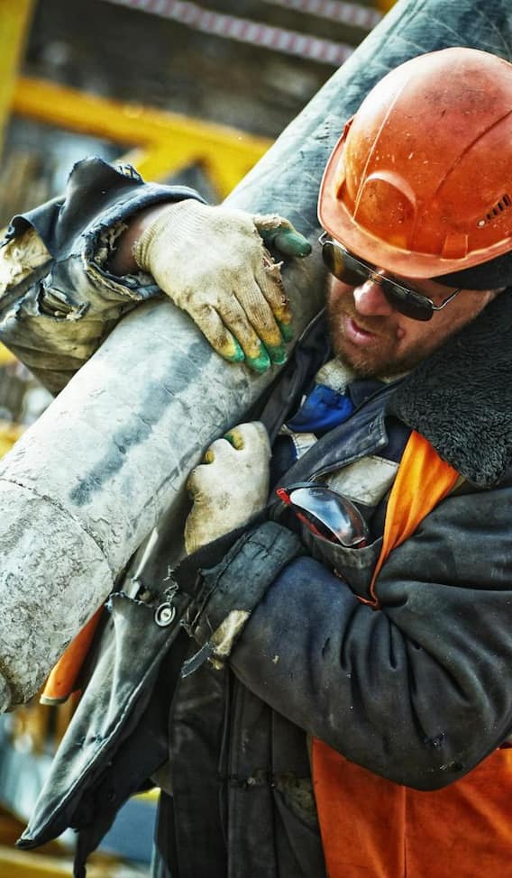 इटली में मजदूरों को मिलती है इतनी सैलरी