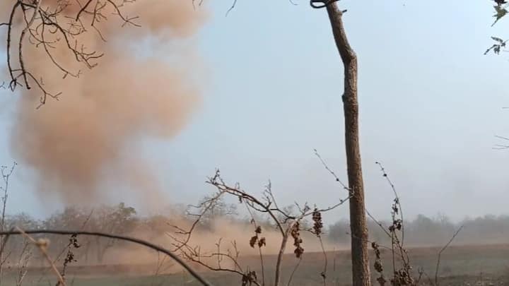 नक्सली इससे किसी बड़ी वारदात को अंजाम देने की तैयारी में थे, लेकिन इससे पहले ही सुरक्षाबलों ने इसे डिफ्यूज कर दिया.