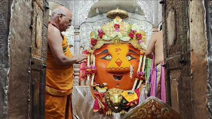 भाविकांची दर्शनाला येणारी संख्या व उन्हाळ्याचे दिवस पाहता मंदिर प्रशासनाच्या वतीने ठिकठिकाणी पिण्याची पाण्याची व्यवस्था केली आहे.