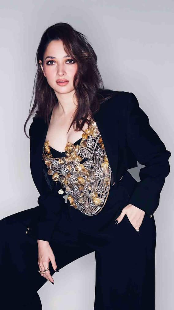 లాక్మే ఫ్యాషన్ వీక్ లో తమన్నా స్టైలిష్ లుక్