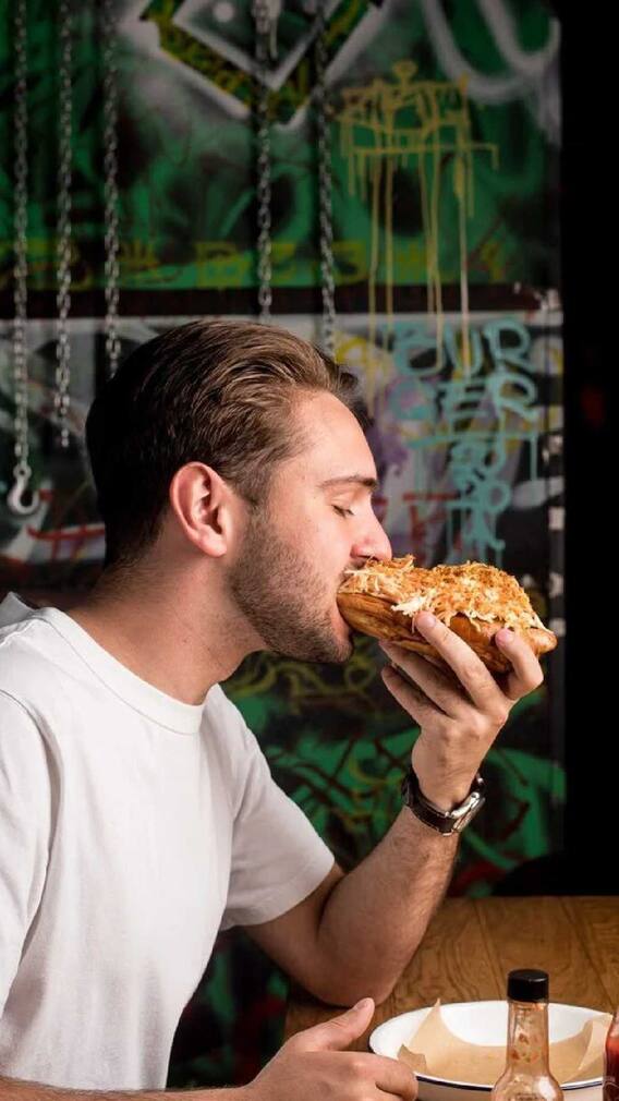 जेवल्यानंतर लगेच पाणी का पिऊ नये!