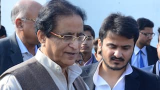 UP Politics: जेल से बाहर आकर भी 2027 का चुनाव लड़ पाएंगे या नहीं आजम और अब्दुल्ला? इस वजह से हो रही चर्चा