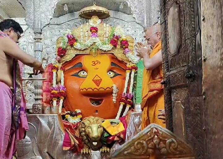 चैत्र नवरात्र महोत्सवासाठी राज्यभरातून लाखो भाविक माहूरच्या रेणूका मातेच्या दर्शनाला येतात.