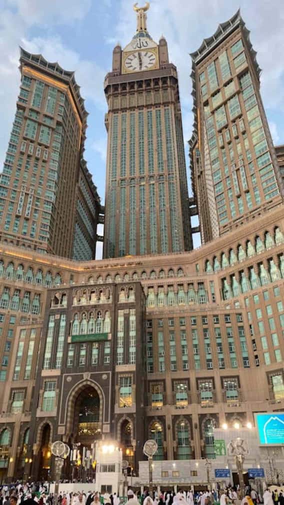 दिल्ली से सऊदी अरब कितनी दूर है?