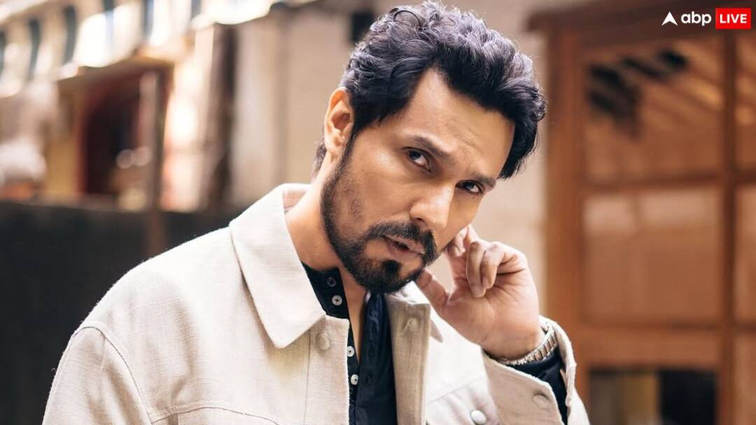 ‘बॉलीवुड में भेड़ चाल है’, आखिर क्यों ‘जाट’ एक्टर रणदीप हुड्डा ने कही ये बात ? Jaat actor Randeep Hooda talked about Bollywood culture know what he said ‘बॉलीवुड में भेड़ चाल है’, आखिर क्यों ‘जाट’ एक्टर रणदीप हुड्डा ने कही ये बात ?