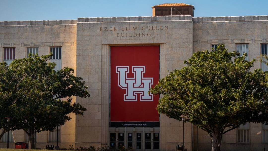 US University Defends Hindu Religion Course Amid Misrepresentation Claims, Says It 'Values Academic Freedom' US University Defends Hindu Religion Course Amid Misrepresentation Claims, Says It 'Values Academic Freedom'