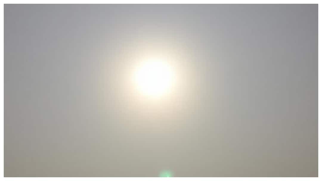 Heavy temperatures records in Andhra pradesh latest weather Andhra Pradesh Weather: ఏపీలో 22 జిల్లాల్లో రికార్డు స్థాయి ఉష్ణోగ్రతలు- ఆదివారం తీవ్ర వడగాల్పులు