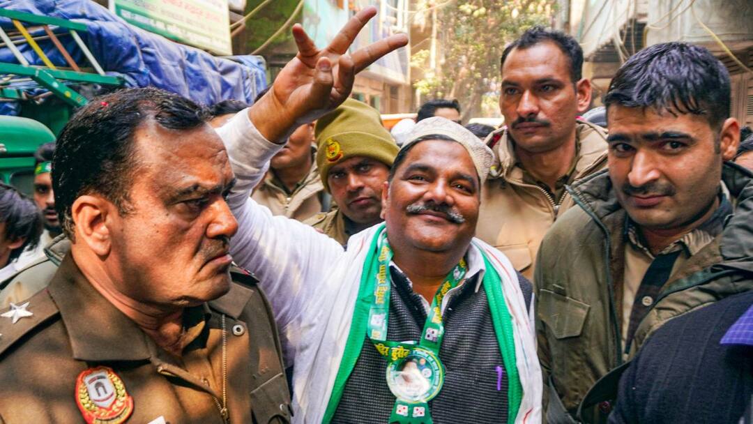 Delhi: AIMIM नेता ताहिर हुसैन को मनी लॉन्ड्रिंग केस में मिली जमानत, रिहाई मिलेगी या नहीं? Tahir Husaain AIMIM leader gets bail in money laundering case Delhi ann Delhi: AIMIM नेता ताहिर हुसैन को मनी लॉन्ड्रिंग केस में मिली जमानत, रिहाई मिलेगी या नहीं?