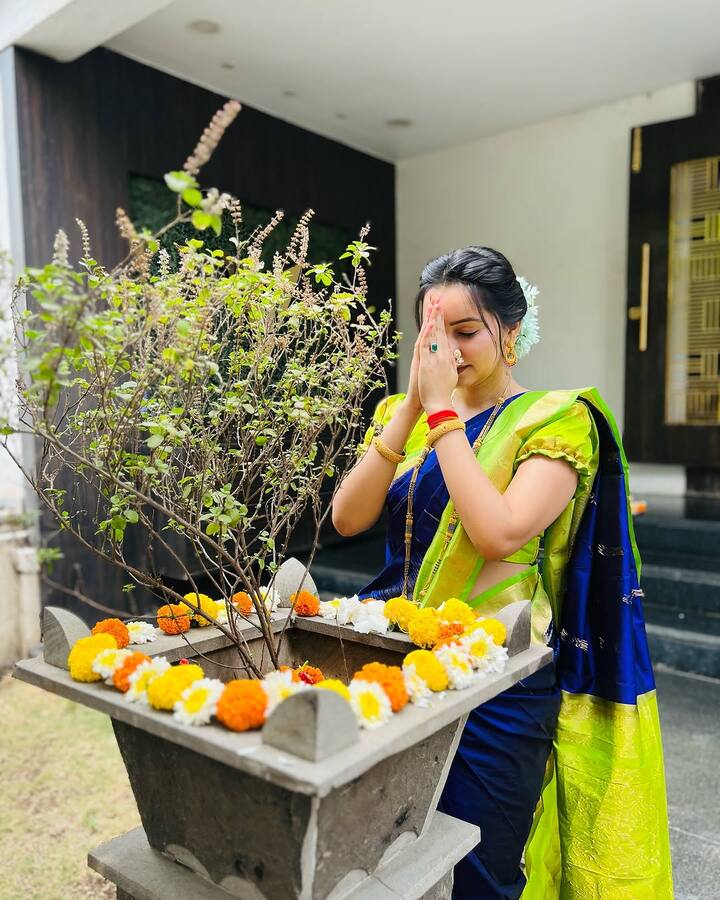 चला, आपण सर्वजण एकत्र येऊन आपल्या समाजासाठी, आपल्या गावासाठी आणि आपल्या महाराष्ट्रासाठी एक उत्तम भविष्य घडवूया!