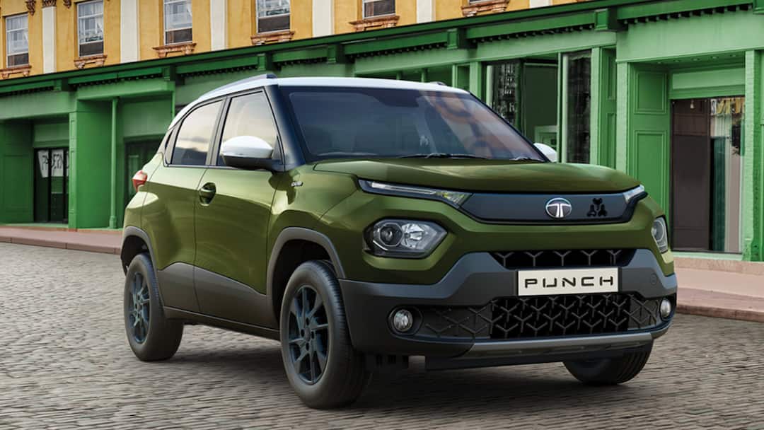 Tata Punch on Down Payment and EMI 50 Thousand Rupees Amount Finance Plan Know here सिर्फ 50 हजार की डाउन पेमेंट पर Tata Punch खरीदें तो हर महीने कितनी बनेगी EMI? जानें हिसाब