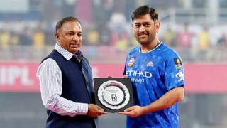 RR vs CSK मैच में एमएस धोनी को मिला खास सम्मान, बीसीसीआई सचिव ने दिया मोमेंटो