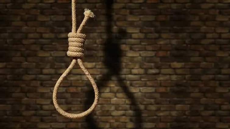 18-Year-Old Man Dies By Suicide After Quarrel With Girlfriend காதலியுடன் ஏற்பட்ட சண்டை: 18 வயது இளைஞர் எடுத்த விபரீத முடிவு!
