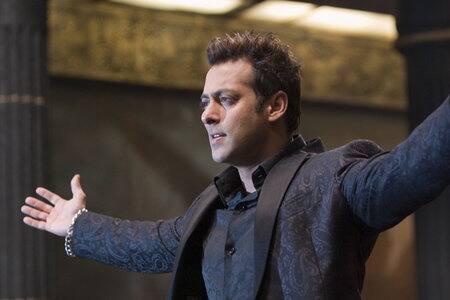 ऐसा ही 18 साल पहले आई इस मल्टीस्टारर फिल्म के साथ भी हुआ. जिसे सलमान और गोविंदा जैसे बड़े स्टार्स भी फ्लॉप होने से बचा नहीं पाए थे.