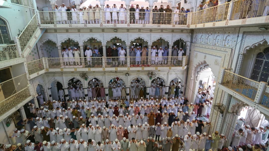 Eid In UP: AI Drones Monitor Security, Meerut Sees Minor Clash, Black Armband Protest In Aligarh Eid In UP AI Drones Monitor Security Meerut Sees Minor Clash Black Armband Protest In Aligarh Eid In UP: AI Drones Monitor Security, Meerut Sees Minor Clash, Black Armband Protest In Aligarh