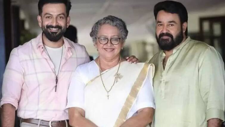Empuraan movie director Prithviraj sukumaran mother Mallika Sukumaran letter என் மகன் யாரையும் ஏமாற்றவில்லை...அவனை பலியாடாக்க பார்க்கிறார்கள்...பிருத்விராஜ் அம்மா குமுறல்