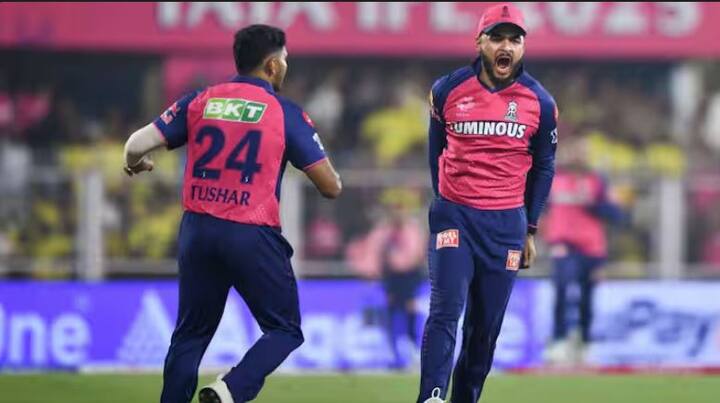 ਗੁਹਾਟੀ ਵਿੱਚ ਖੇਡੇ ਗਏ ਮੈਚ ਵਿੱਚ ਰਾਜਸਥਾਨ ਰਾਇਲਜ਼ ਨੇ ਚੇਨਈ ਸੁਪਰ ਕਿੰਗਜ਼ ਨੂੰ ਹਰਾਇਆ। ਇਸ ਮੈਚ ਤੋਂ ਬਾਅਦ ਕਪਤਾਨ ਰਿਆਨ ਪਰਾਗ ਨੂੰ ਵੱਡਾ ਝਟਕਾ ਲੱਗਾ ਹੈ।