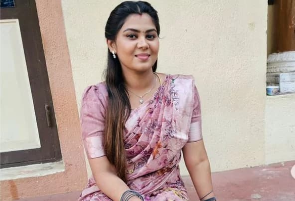 அட்ஜெஸ்ட்மெண்ட் பண்ணிதான் ஆகணும்... 'சிறகடிக்க ஆசை' நடிகையை வற்புறுத்திய இயக்குனர்! காத்திருந்து பழிவாங்கிய சம்பவம்!