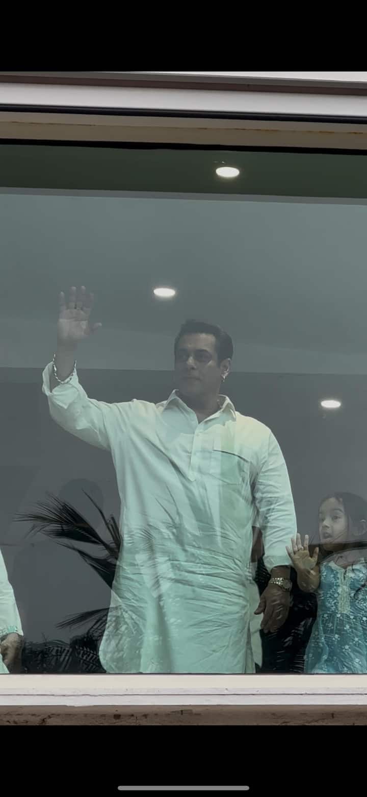 Eid 2025: Aamir Khan Poses With Junaid And Aazad, Salman Khan Greets Fans With Neice Ayat On Her Side. See Pics Meanwhile Sikandar has opened to negative reviews by the critics and audience both.