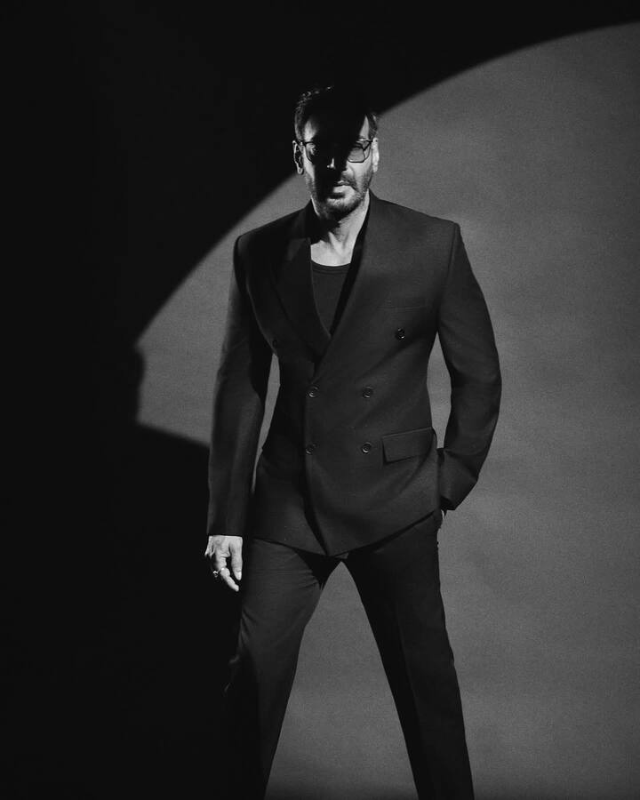 वहीं इस दौरान एक्टर के साथ फिल्ममेकर साजिद खान भी मौजूद थे. उन्होंने बताया कि एक बार वो अजय के साथ जीप से कहीं जा रहे थे. तभी उनके साथ बड़ा हादसा हो गया.