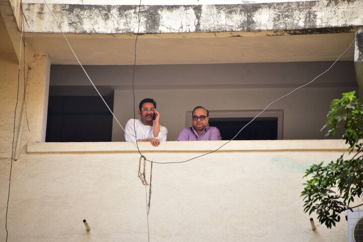 Eid 2025: Aamir Khan Poses With Junaid And Aazad, Salman Khan Greets Fans With Neice Ayat On Her Side. See Pics The actor was also spotted with director Rajkumar Santoshi, sparking excitement among fans about a potential Andaz Apna Apna sequel. (All images: Manav Manglani)