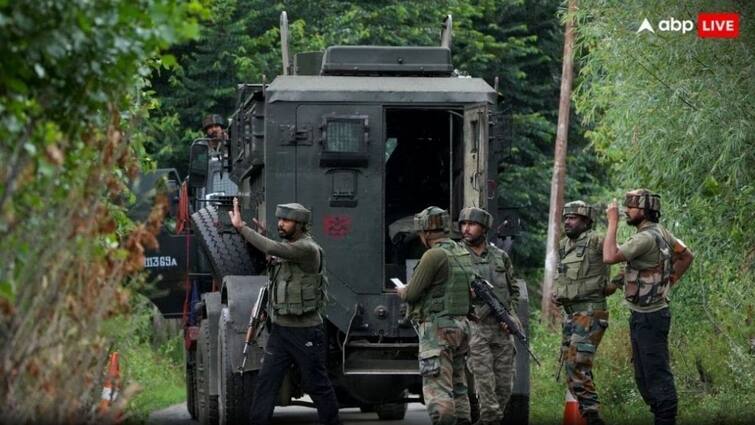 jammu kashmir security force and terrorist encounter in kathua search operation bjp mla satish sharma  कठुआ में छिपे आतंकियों को सुरक्षा बलों ने घेरा, चलाया सर्च ऑपरेशन; BJP विधायक बोले- आतंक के फन को कुचलना...