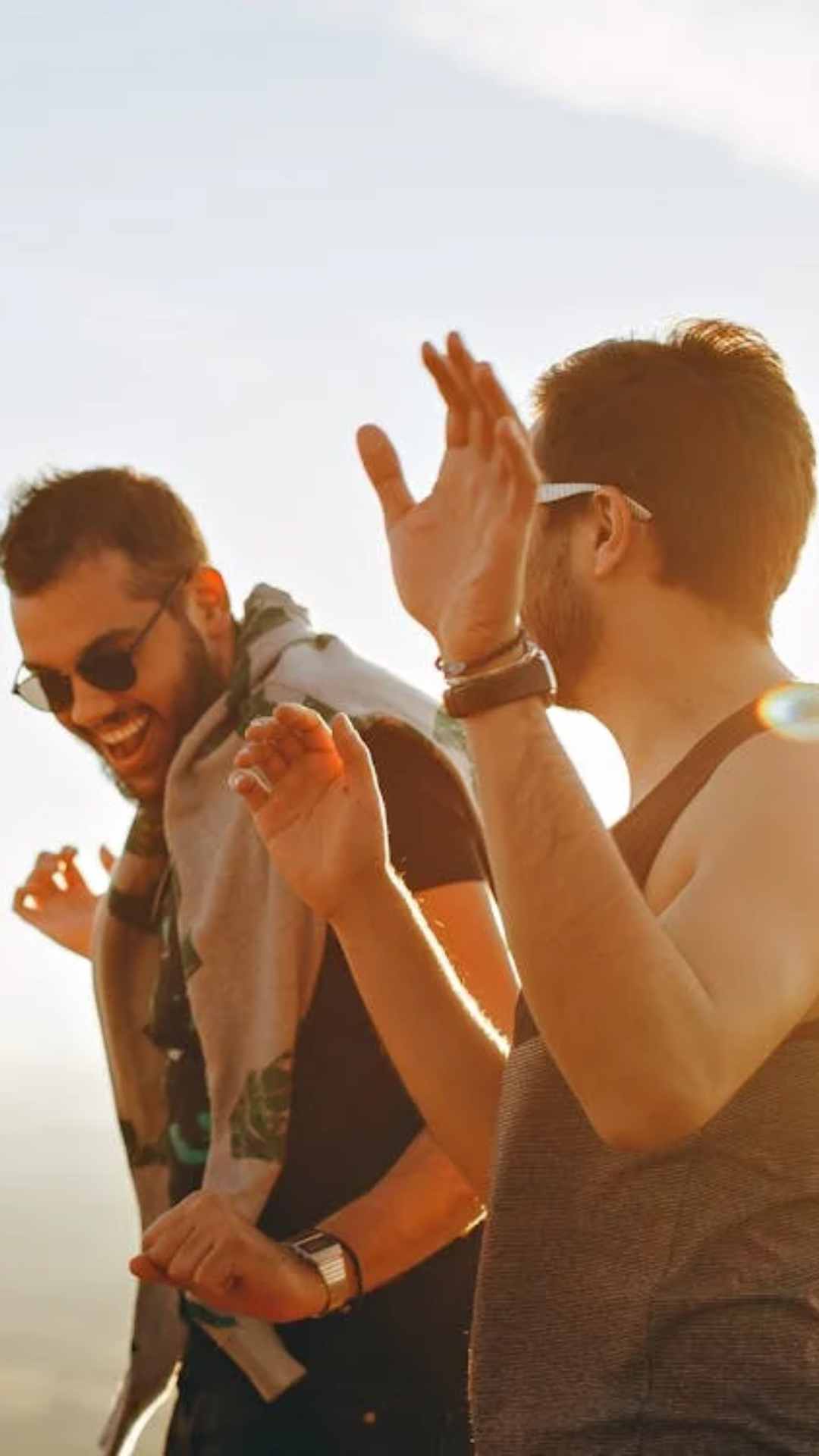स्कूल हो या कॉर्पोरेट लाइफ ज्यादातर लोग इस दिन एक-दूसरे के साथ मजाक करते हैं और अप्रैल फूल डे मनाते हैं