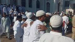 वाराणसी में ईद पर दिखी खास रौनक, कड़ी सुरक्षा के बीच धूमधाम से मनाया गया त्योहार, देखें तस्वीरें