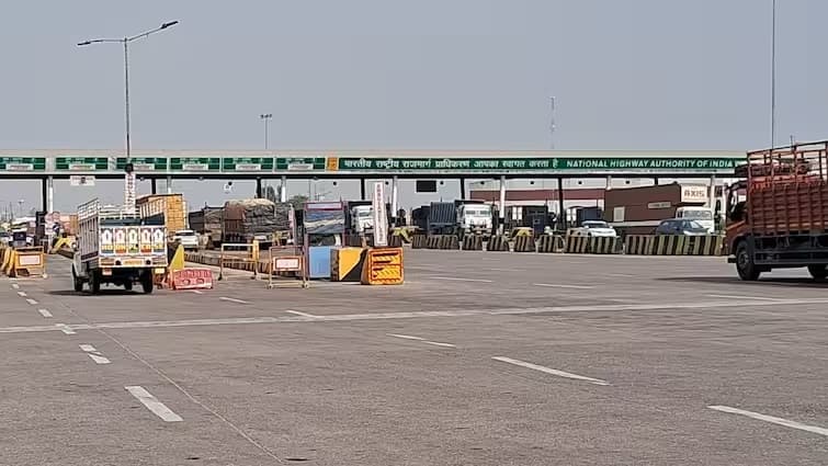 Thanjavur Toll Gate: தமிழ்நாட்டில் இருக்குறதே தாங்கலை..! இப்ப புதுசா ஒரு டோல்கேட்டா, ட்ரிப்புக்கு ரூ.105 கட்டணமாம்..
