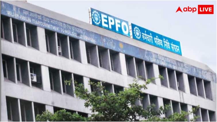 EPFO increased Auto Settlement Limit Withdraw Rs 5 lakh from PF account without any document Full Process here बिना किसी डॉक्यूमेंट के पीएफ खाते से ऐसे निकालें पांच लाख रुपये, ये है आसान प्रोसेस
