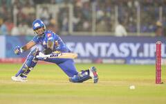 IPL 2025: सूर्यकुमार यादव ने रचा एक नया कीर्तिमान, कोहली-रोहित जैसे दिग्गजों की लिस्ट में हुए शामिल