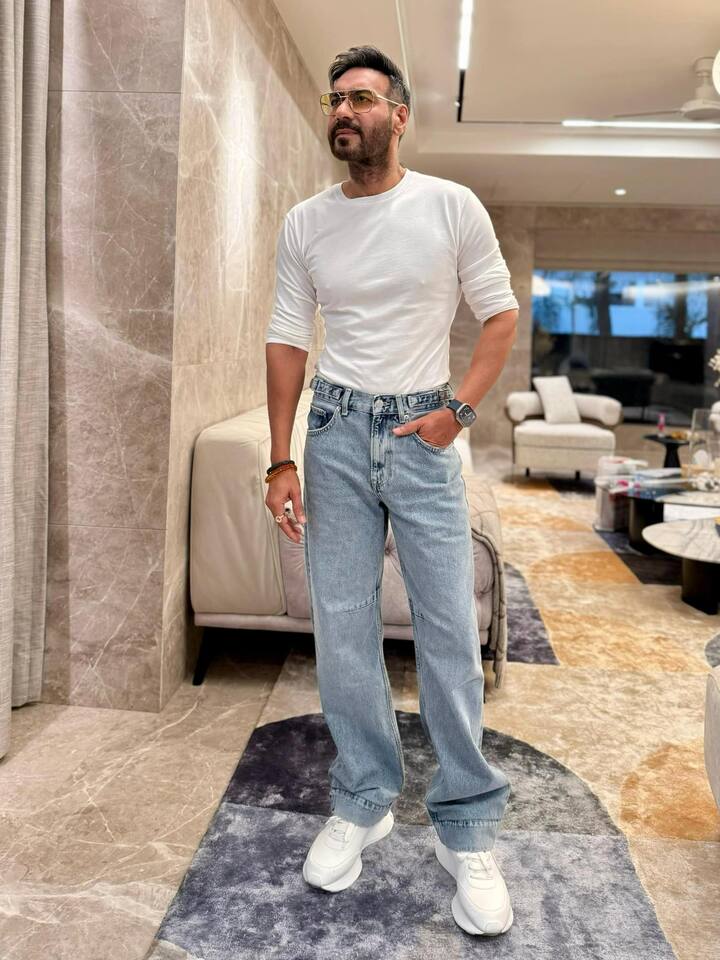 लेकिन बहुत कम लोग ये बात जानते होंगे कि अजय का सिर्फ मुंबई ही नहीं बल्कि लंदन में भी एक लग्जरी होम है. उसकी कीमत करीब 54 करोड़ रुपए है.