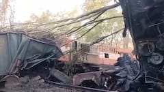 झारखंड में दर्दनाक रेल हादसा, दोनों मालगाड़ियों के इंजन के उड़े परखच्चे, वीभत्स हादसे की तस्वीरें आईं सामने