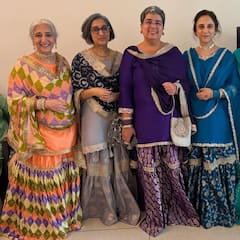 Kiran Rao And Reena Dutta Pose Together With Aamir Khan’s Family At Eid Celebrations. See Pics