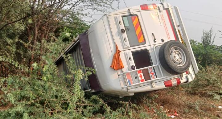 नांदेडच्या देगलूर तालुक्यातील देगलूर-कारेगाव महामर्गावरील ऑटो व बसचा भिषण आपघात झाला आहे.