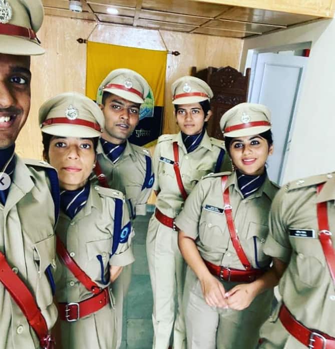 केंद्र सरकार की ओर से 2019 बैच की आईपीएस अधिकारी काम्या मिश्रा के इस्तीफे को स्वीकार कर लिया गया है. बिहार में 'लेडी सिंघम' के नाम से वे चर्चित थीं.