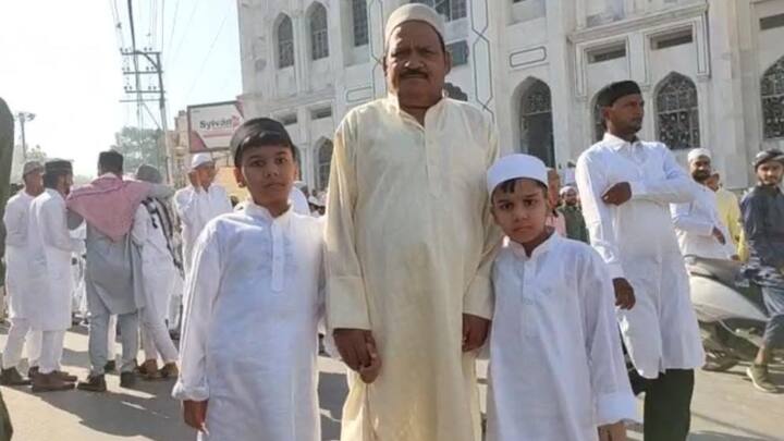 इसके बाद लोगों का अपने परिजनों से मिलना जारी रहा. एक-दूसरे के घर जाकर भी लोगों ने ईद की मुबारकबाद दी.