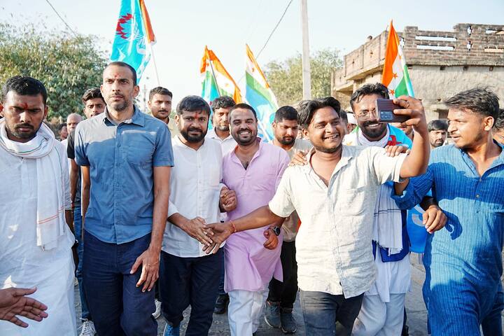 अब मंगलवार (01 अप्रैल, 2025) को कन्हैया कुमार ने खुद इसका ऐलान किया कि वे अपनी पदयात्रा फिर से शुरू करने जा रहे हैं. एक्स पर पोस्ट कर कन्हैया कुमार ने इसकी जानकारी दी है.