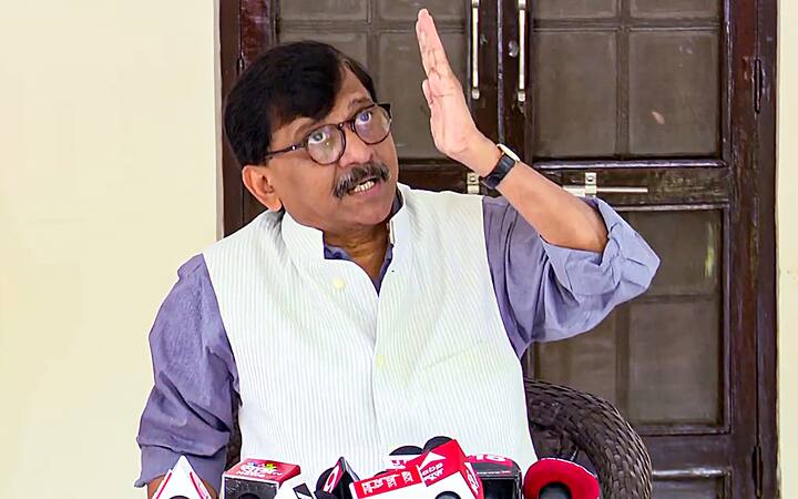 संजय राउत ने कहा,