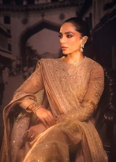 Sobhita Dhulipala की खूबसूरती का क्या है राज? एक्ट्रेस ने शेयर कर दिया अपने हेयर केयर से लेकर स्किन केयर तक का रूटीन